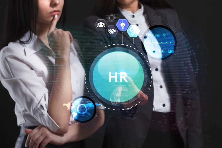 6 Top Reasons to Invest Immediately in HR Software